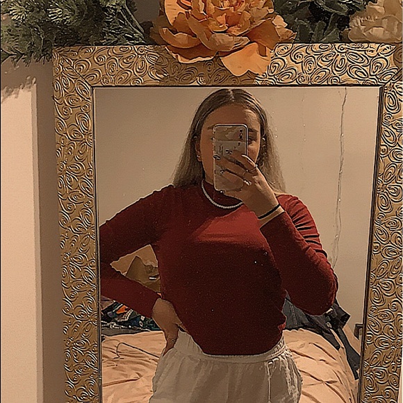 basic burgundy red long sleeve - Picture 4 of 4